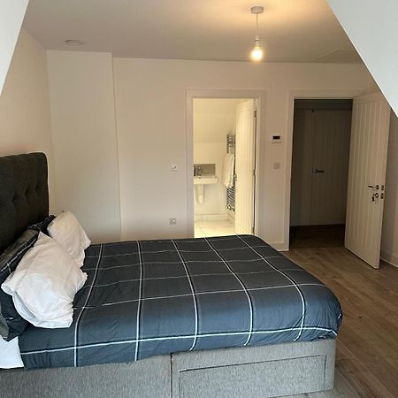 Lush Double Room Ensuite Manchester Exterior photo